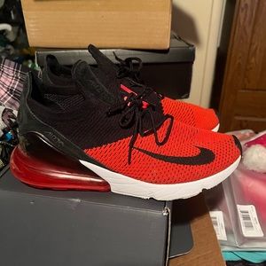 Nike Air Max 270 Red Size 11